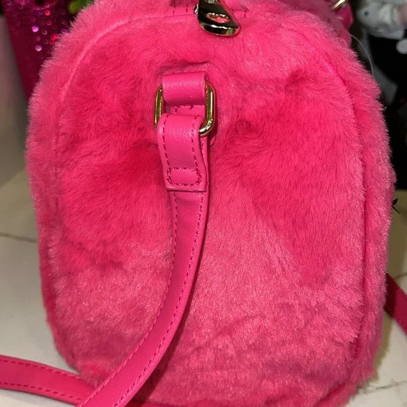 🩷🍒Juicy couture free love speedy satchel - Picture 11 of 13